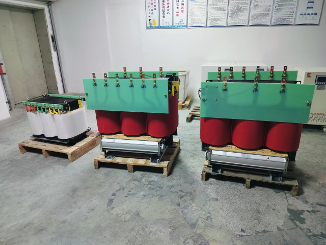 托克逊KS11-1000KVA矿用变压器